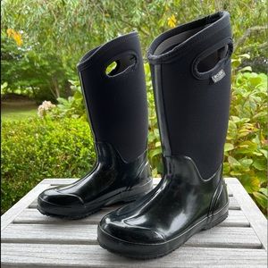 Women’s BOGS insulated tall boots